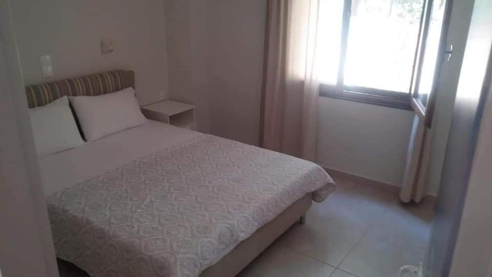 Zefiros Luxury Apartments Sívota Habitación foto