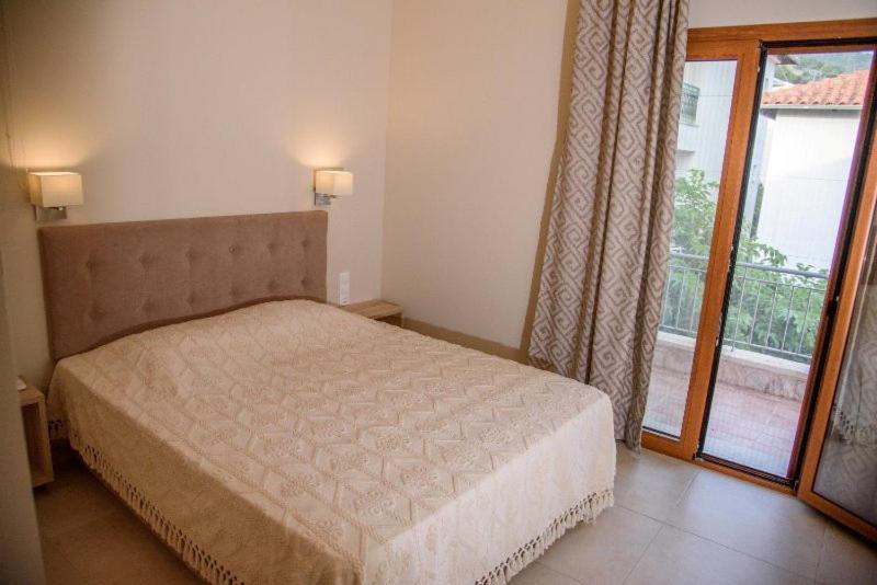 Zefiros Luxury Apartments Sívota Exterior foto